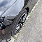 Frisch gewaschen mit neuen Felgen und Reifen